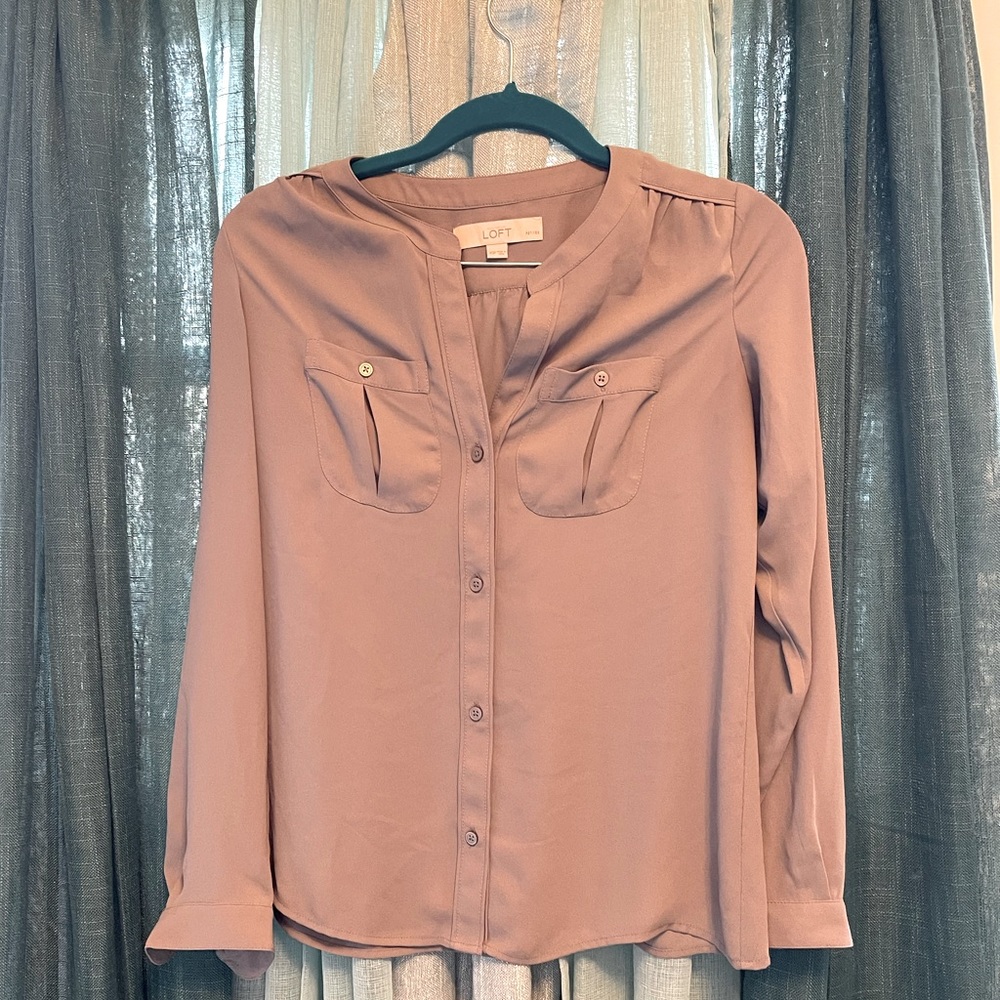 Grey long sleeved button front blouse